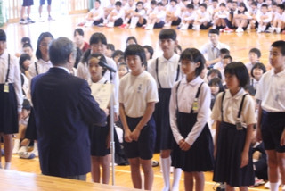 06